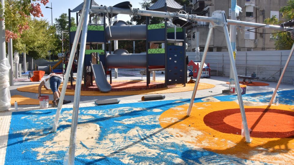 עיריית קרית אתא נערכת להקמת 11 גני משחקים ציבוריים חדשים 