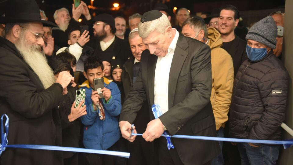 טקס חנוכת בית הכנסת החדש בשכונת גבעת אלונים